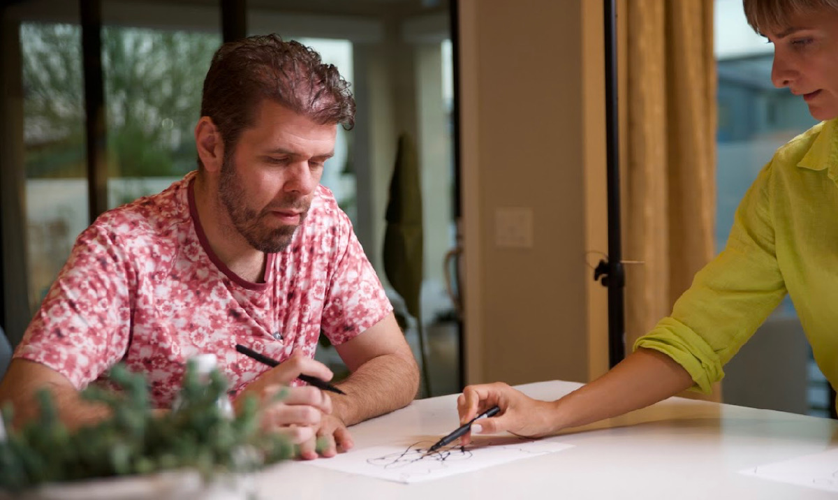 Mindful Line, an international neurographics school, featured in Hollywood Unlocked